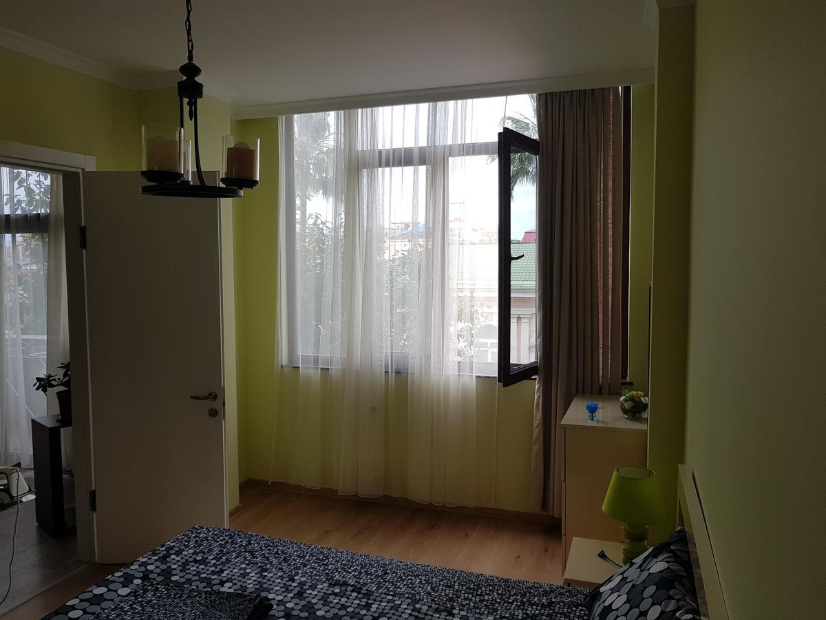 Apartments Cira 01 巴统 外观 照片
