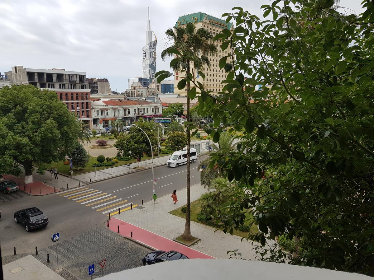 Apartments Cira 01 巴统 外观 照片