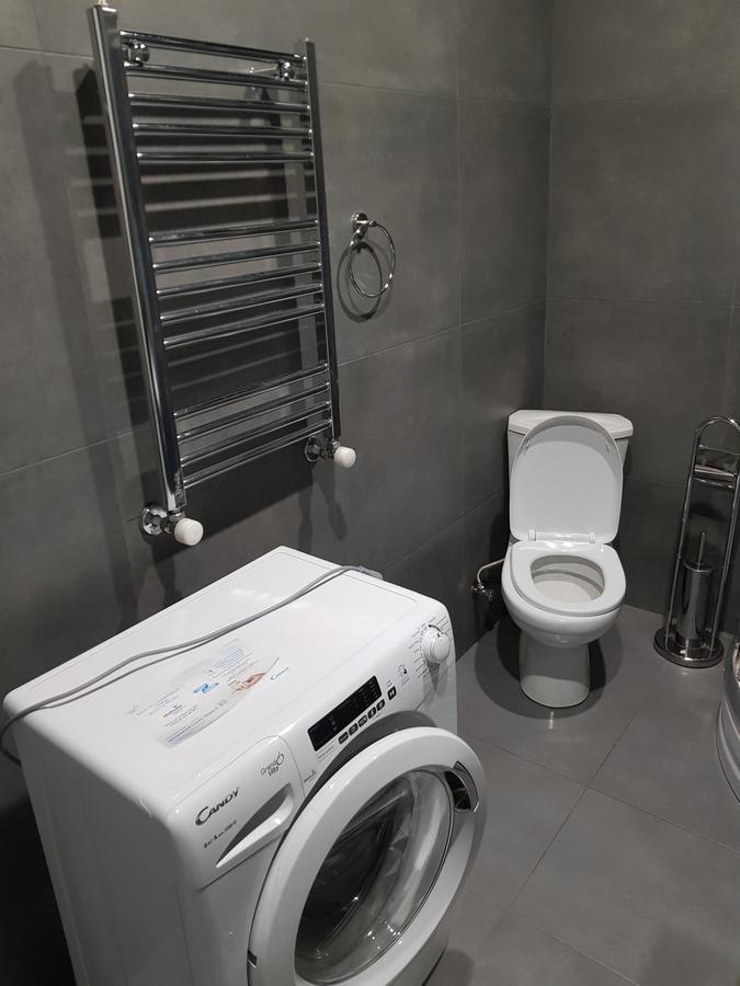 Apartments Cira 01 巴统 外观 照片