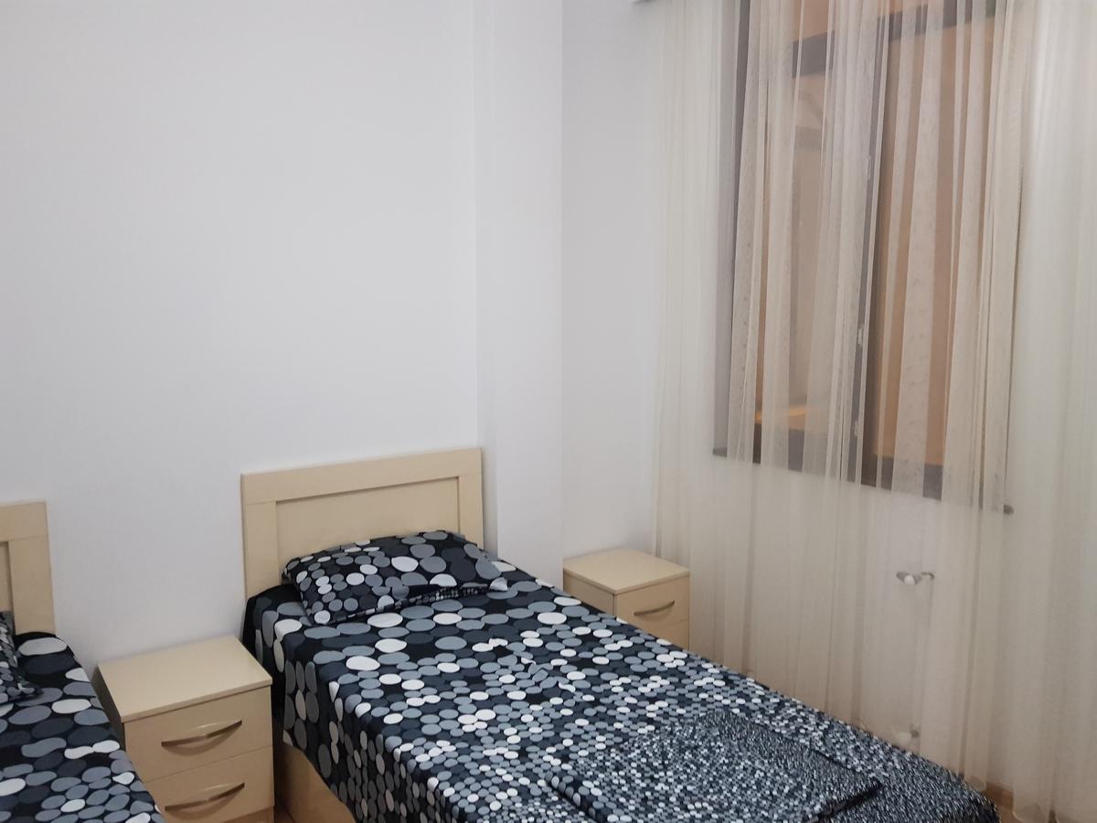 Apartments Cira 01 巴统 外观 照片