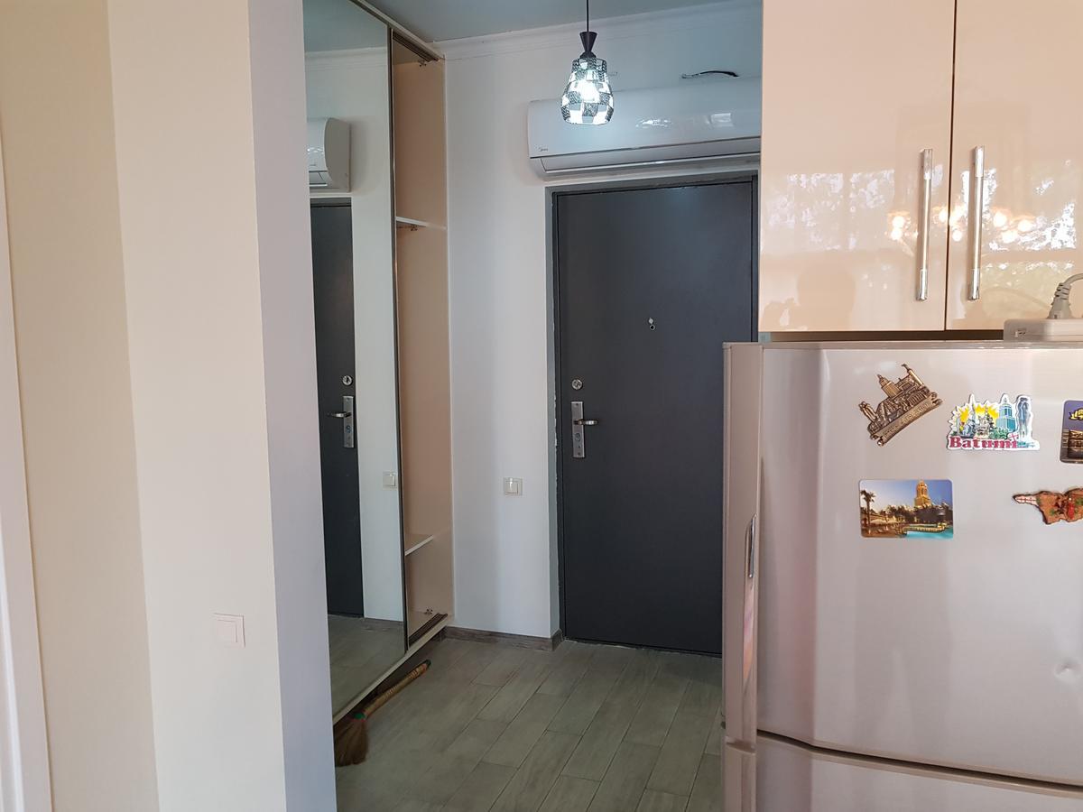 Apartments Cira 01 巴统 外观 照片